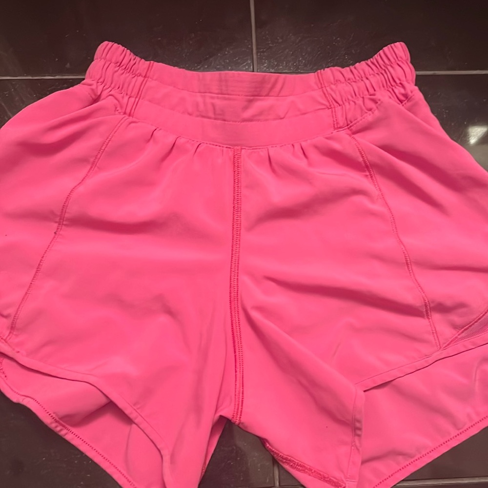 Sonic Pink Lululemon Hotty Hot Low-Rise 4”
